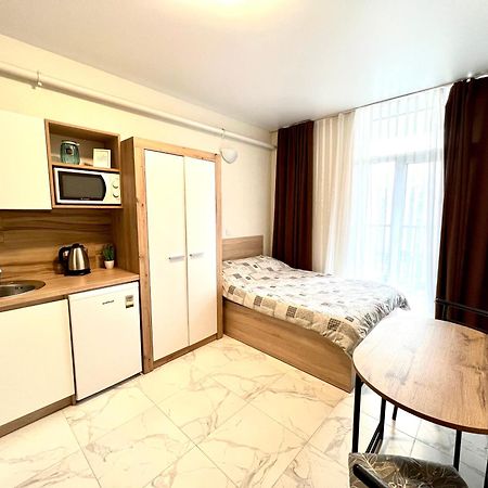 Osapart Hotel In A Complex Semycvit 2 Лвив Екстериор снимка