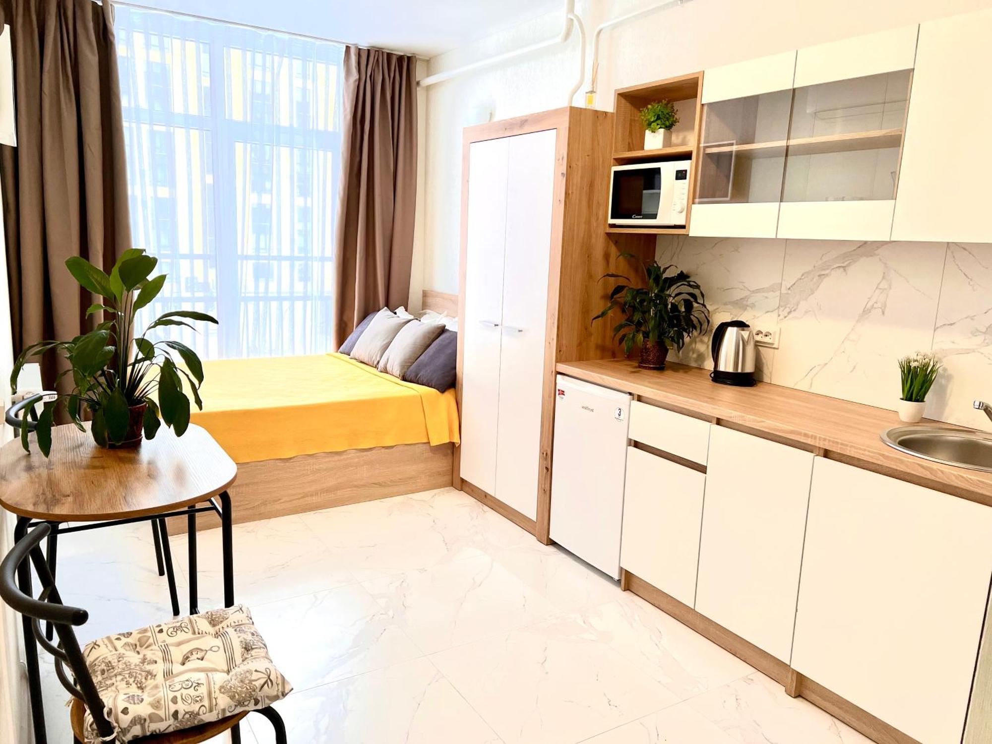 Osapart Hotel In A Complex Semycvit 2 Лвив Екстериор снимка