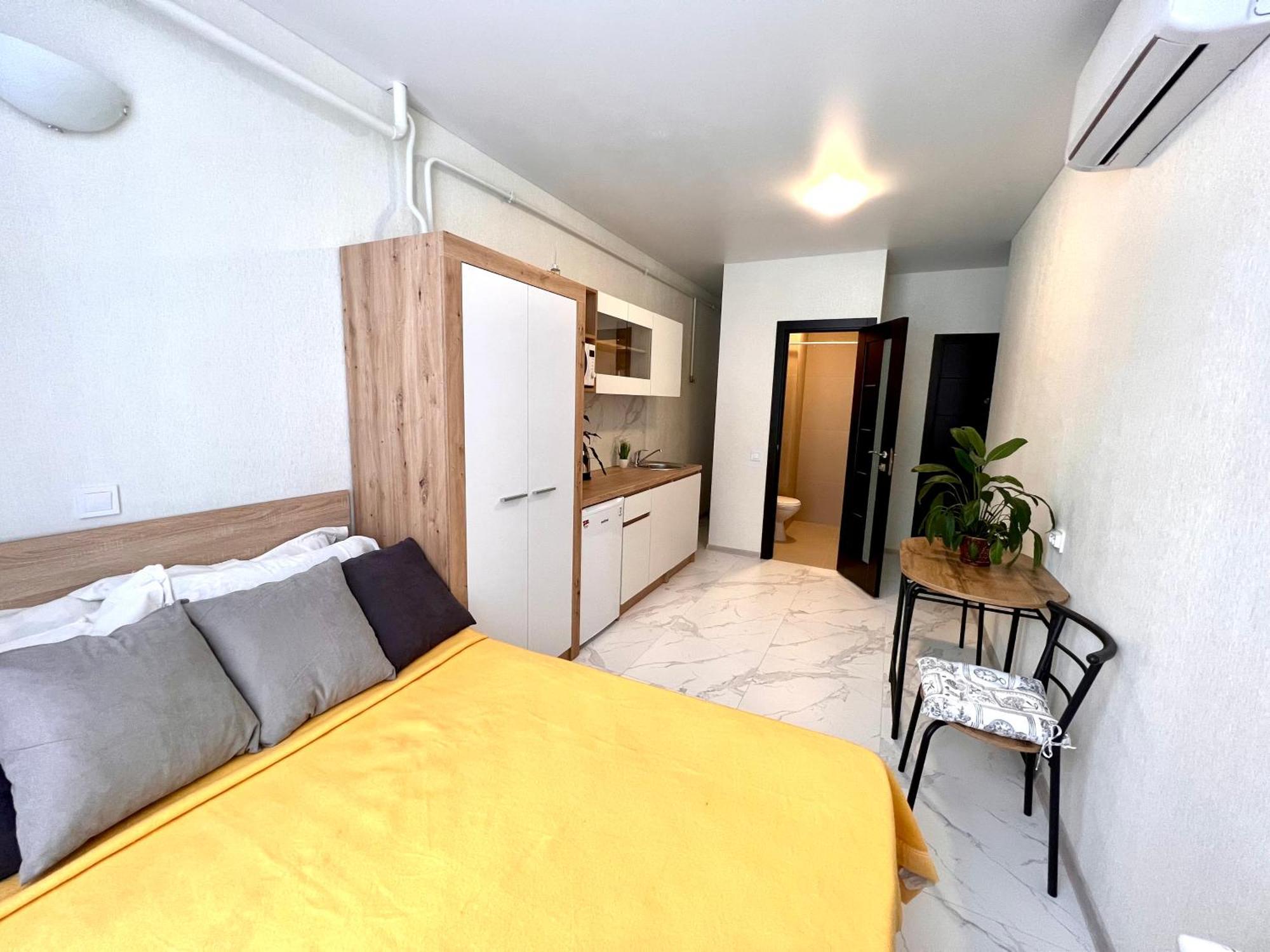 Osapart Hotel In A Complex Semycvit 2 Лвив Екстериор снимка